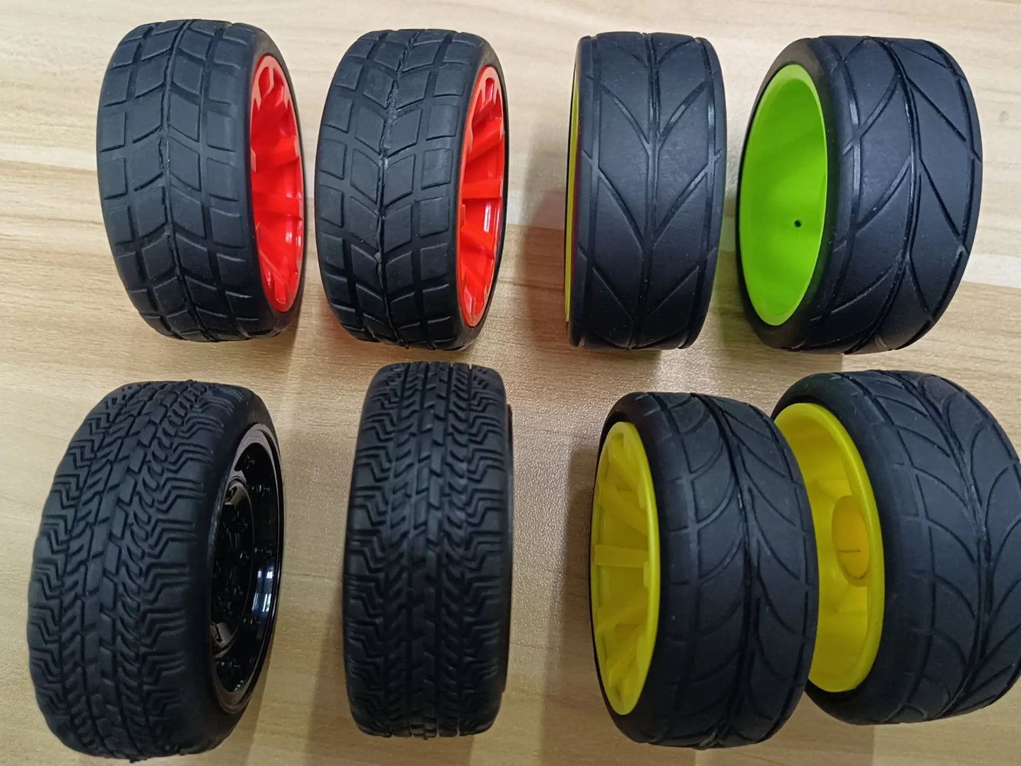 Neumáticos RC 1/10 63mm (+esponja) con Llanta 52mm – Compatible HSP HPI