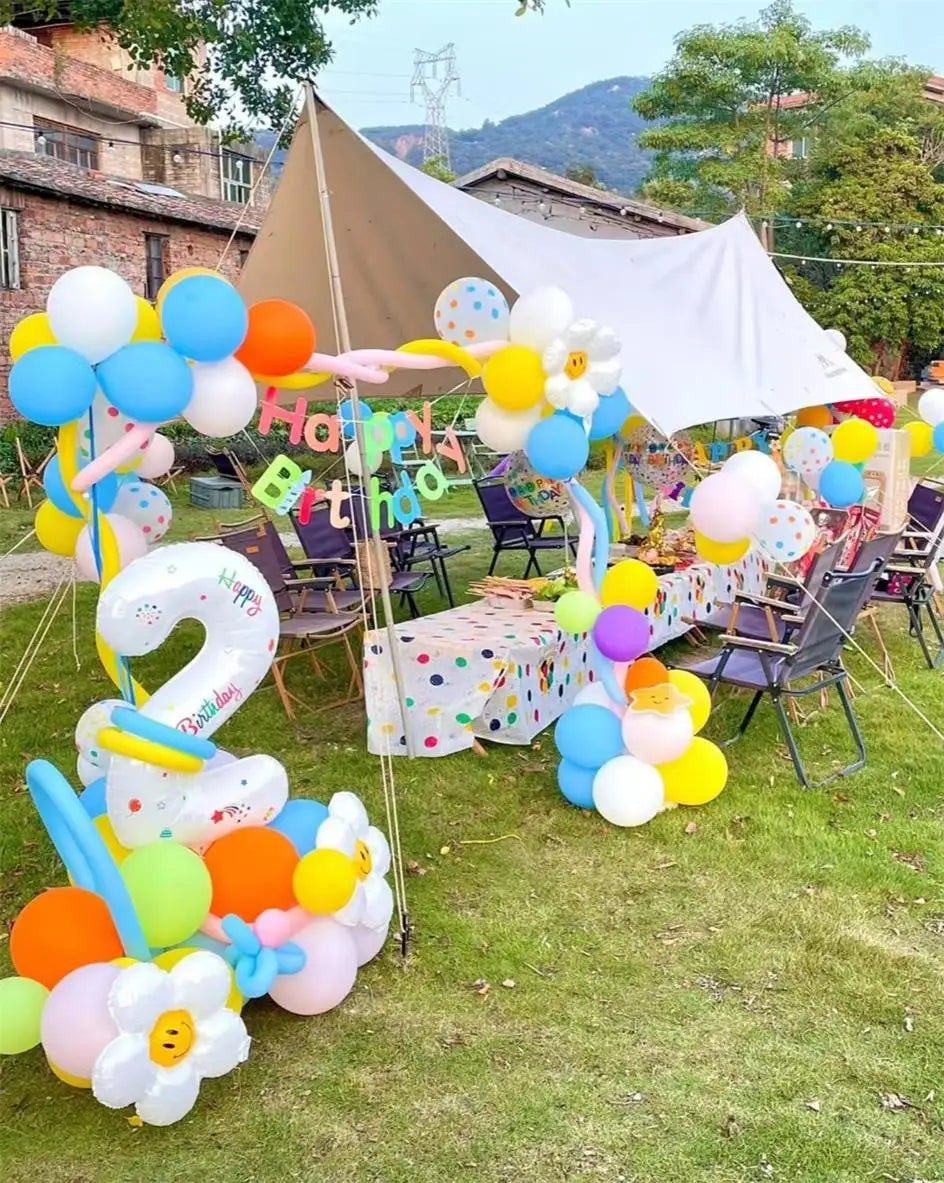 Decoración de Cumpleaños Disney Cars – Rayo McQueen | Platos, Vasos, Servilletas y Globos para Fiesta Infantil